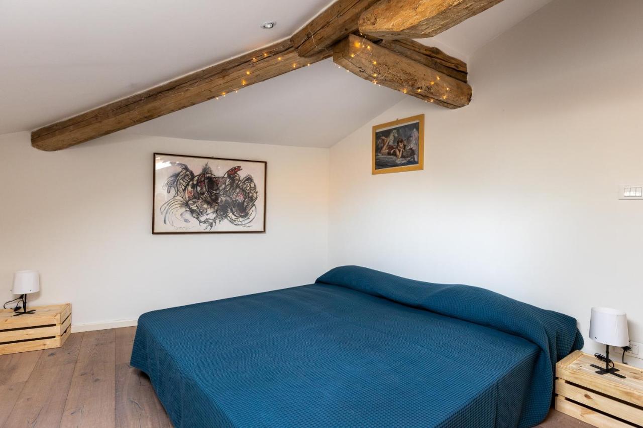 Italy Prestigious Historical Attic In Bologna Apartment Exterior foto